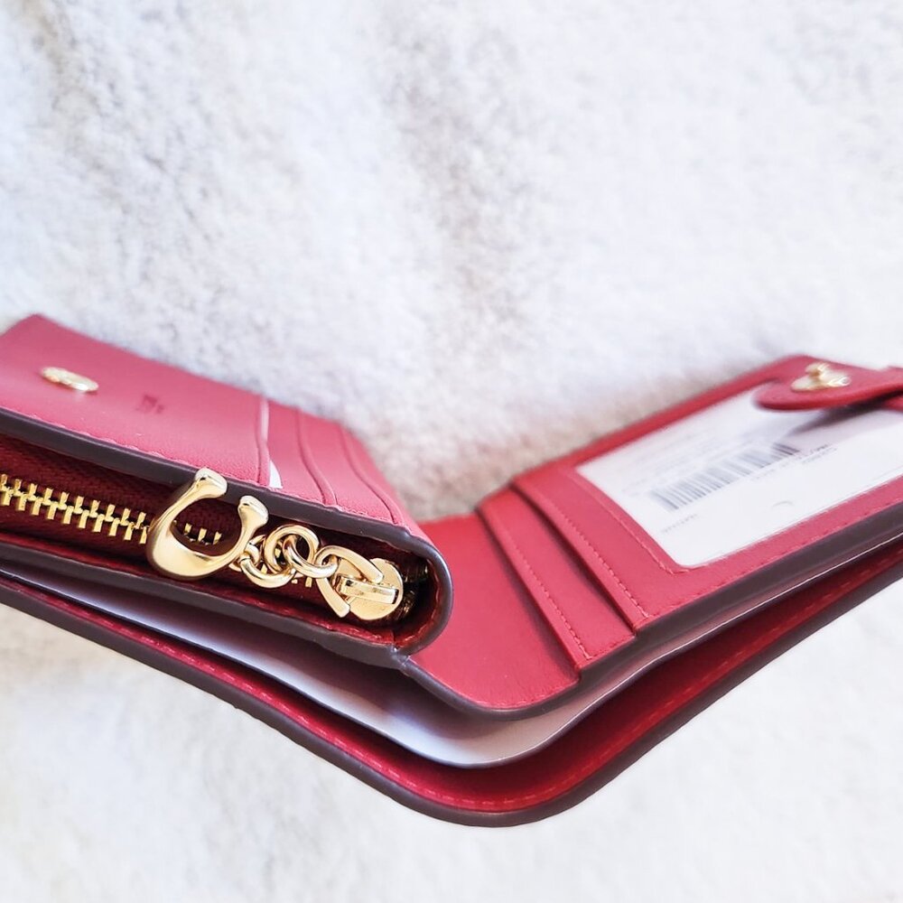 Coach Snap Wallet in Watermelon Leather C2862 - Picture 4 of 6